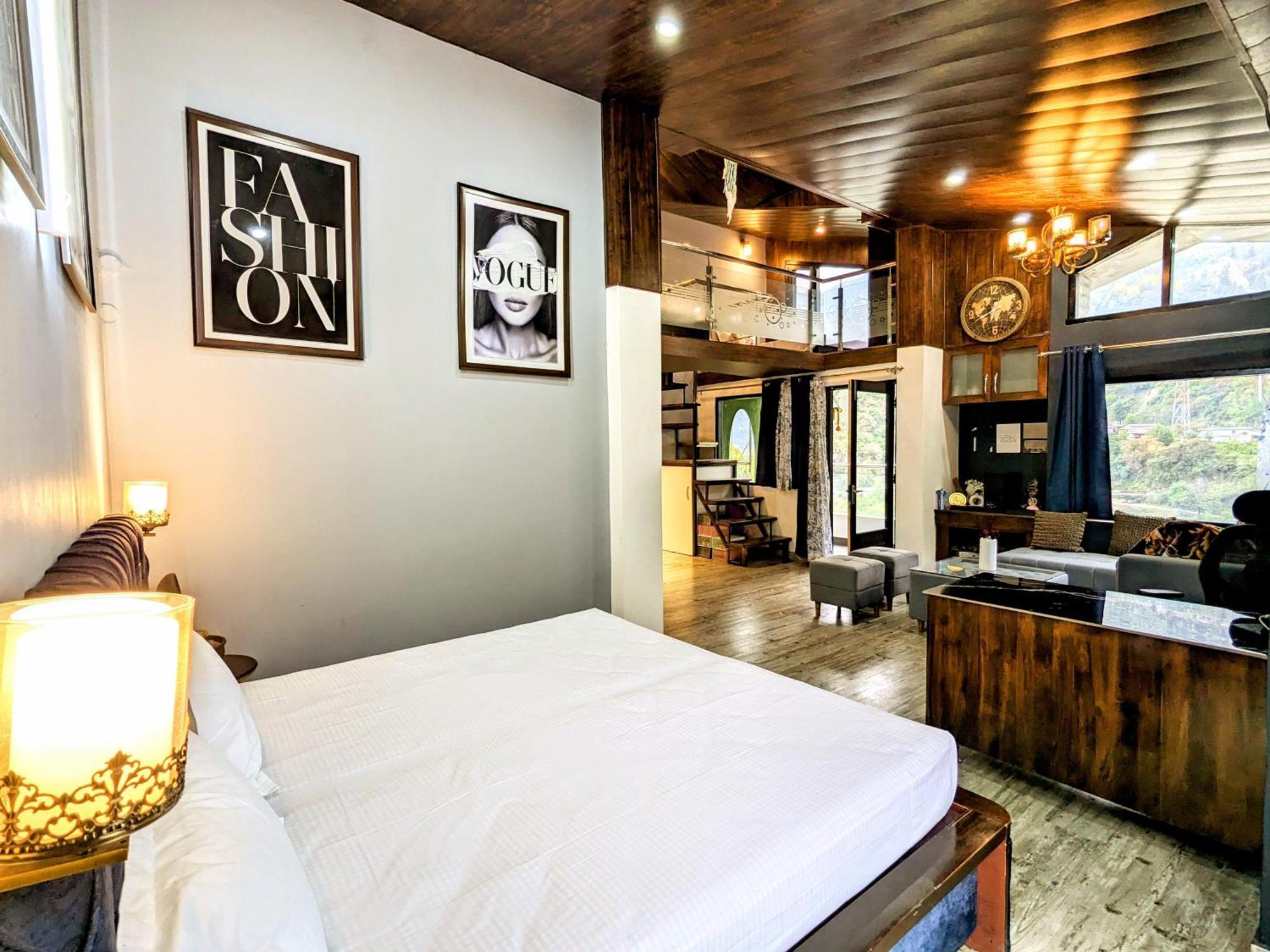 Kavi'S Vacation Homes - Sainj Buitenkant foto