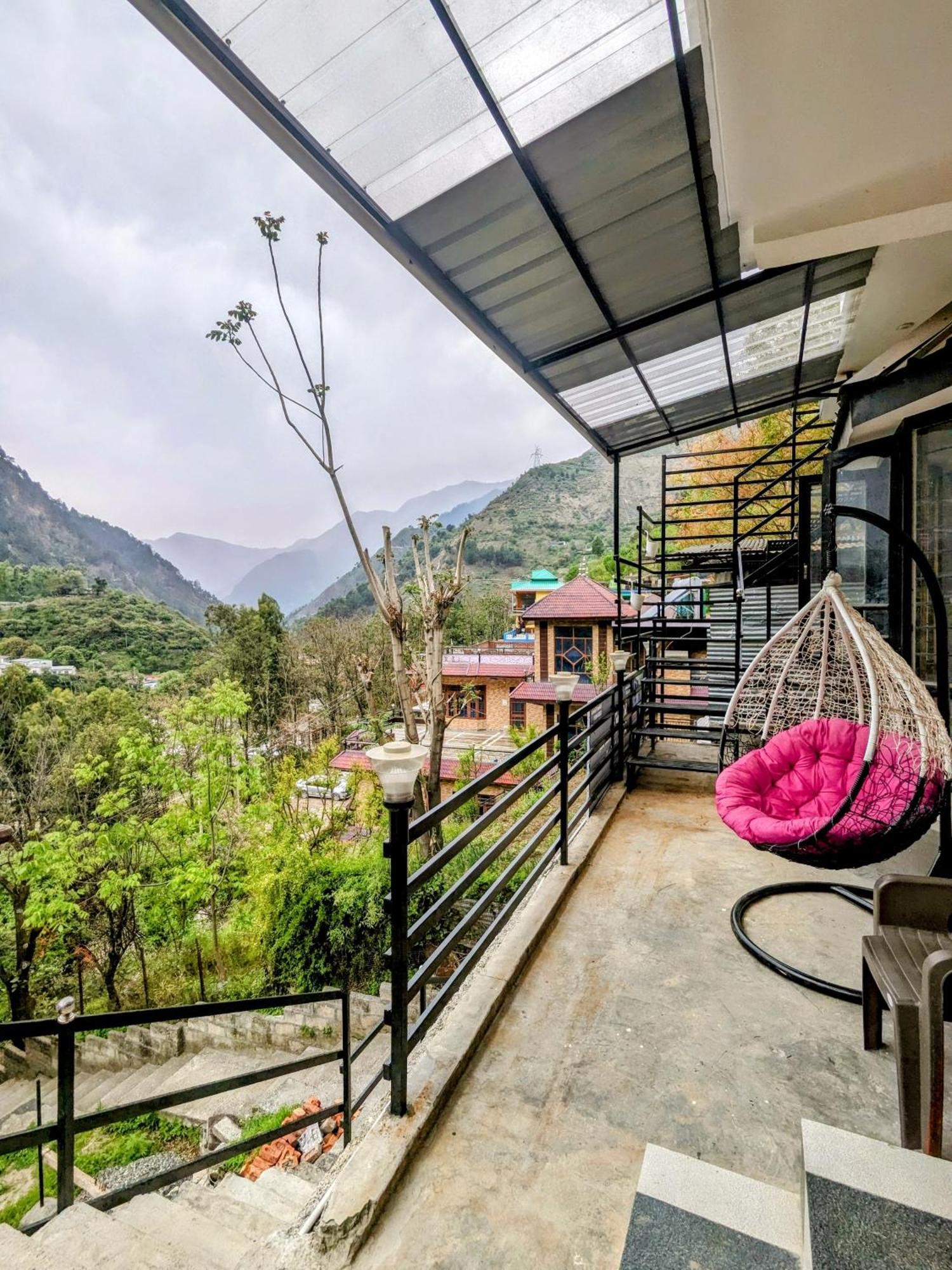 Kavi'S Vacation Homes - Sainj Buitenkant foto