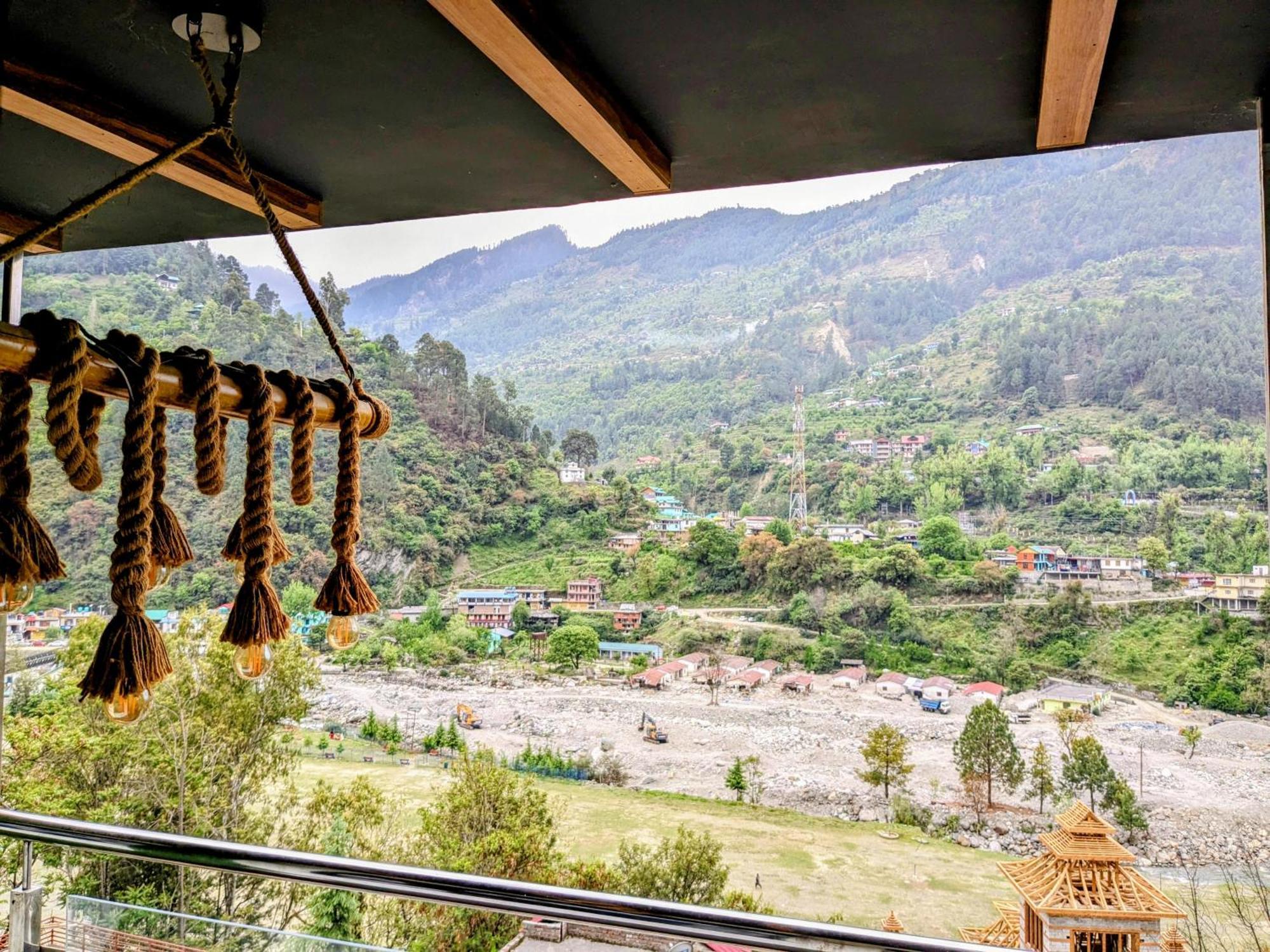 Kavi'S Vacation Homes - Sainj Buitenkant foto